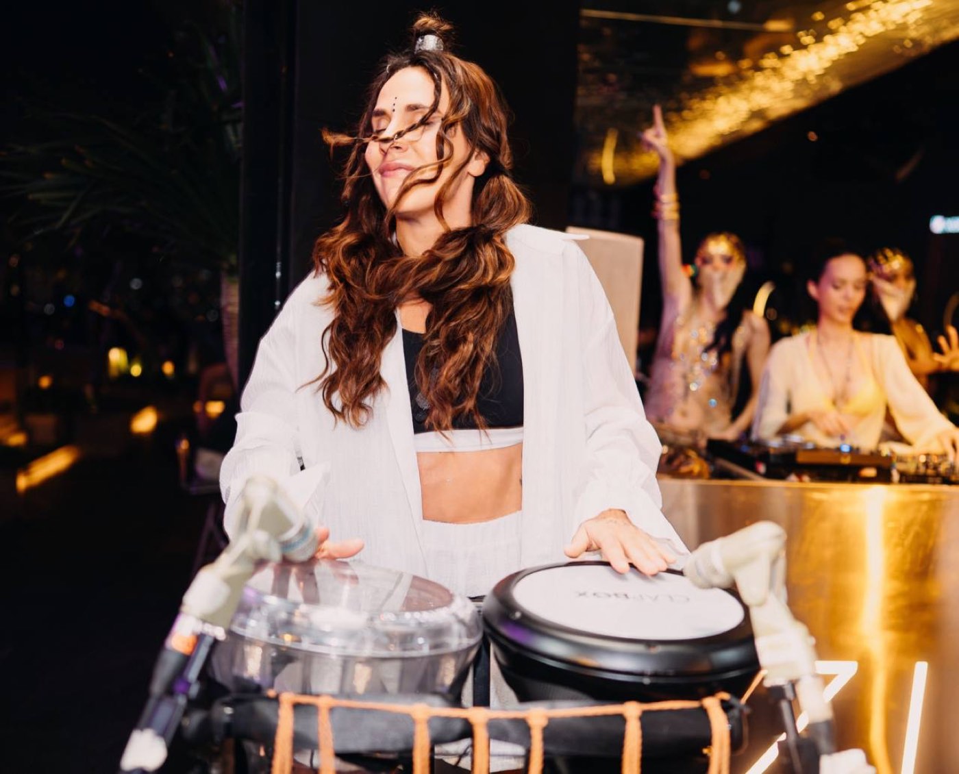 Daytime set on bongos, earlier show